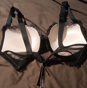 Victoria Secrets Push up bra